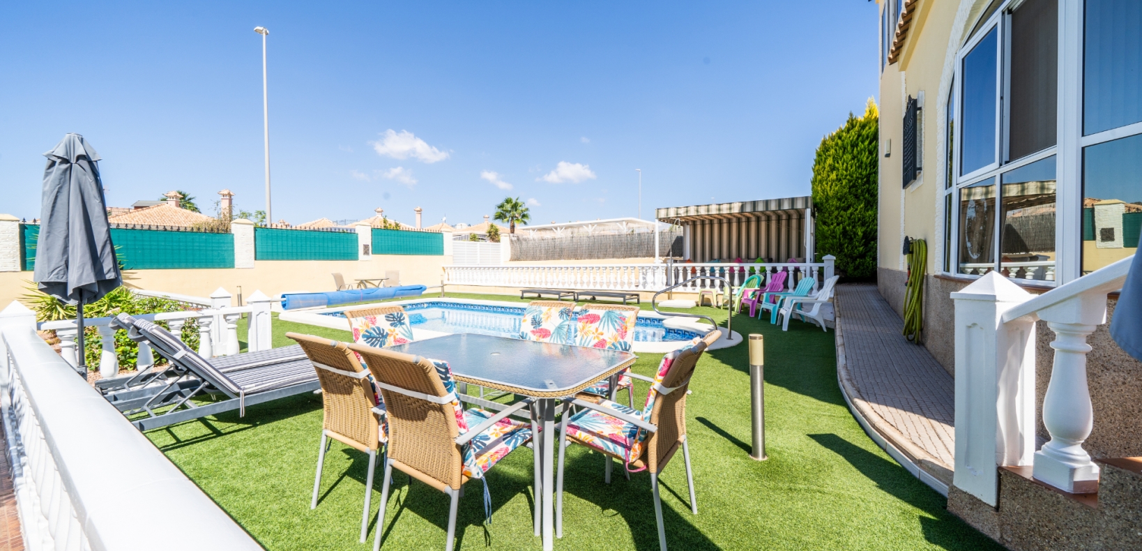 Resale - Detached - Urb. La Marina