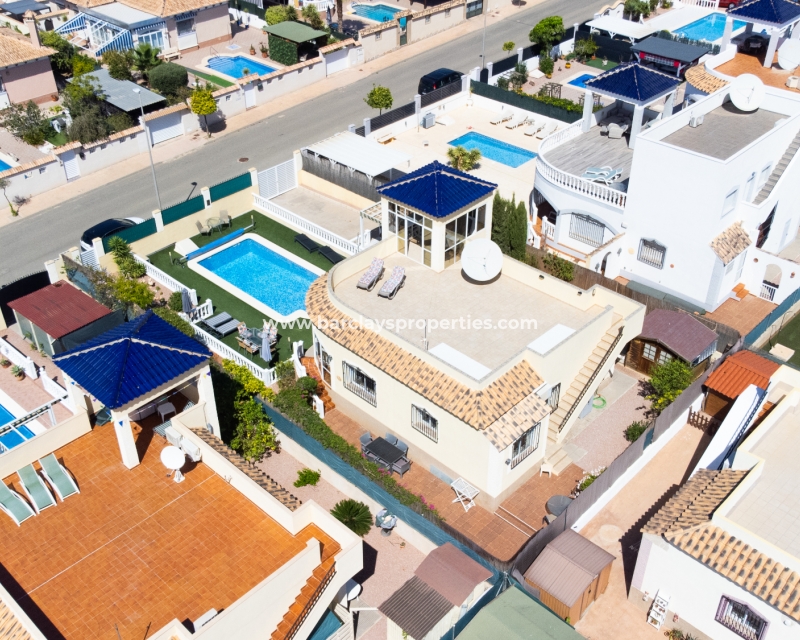 Resale - Detached - Urb. La Marina