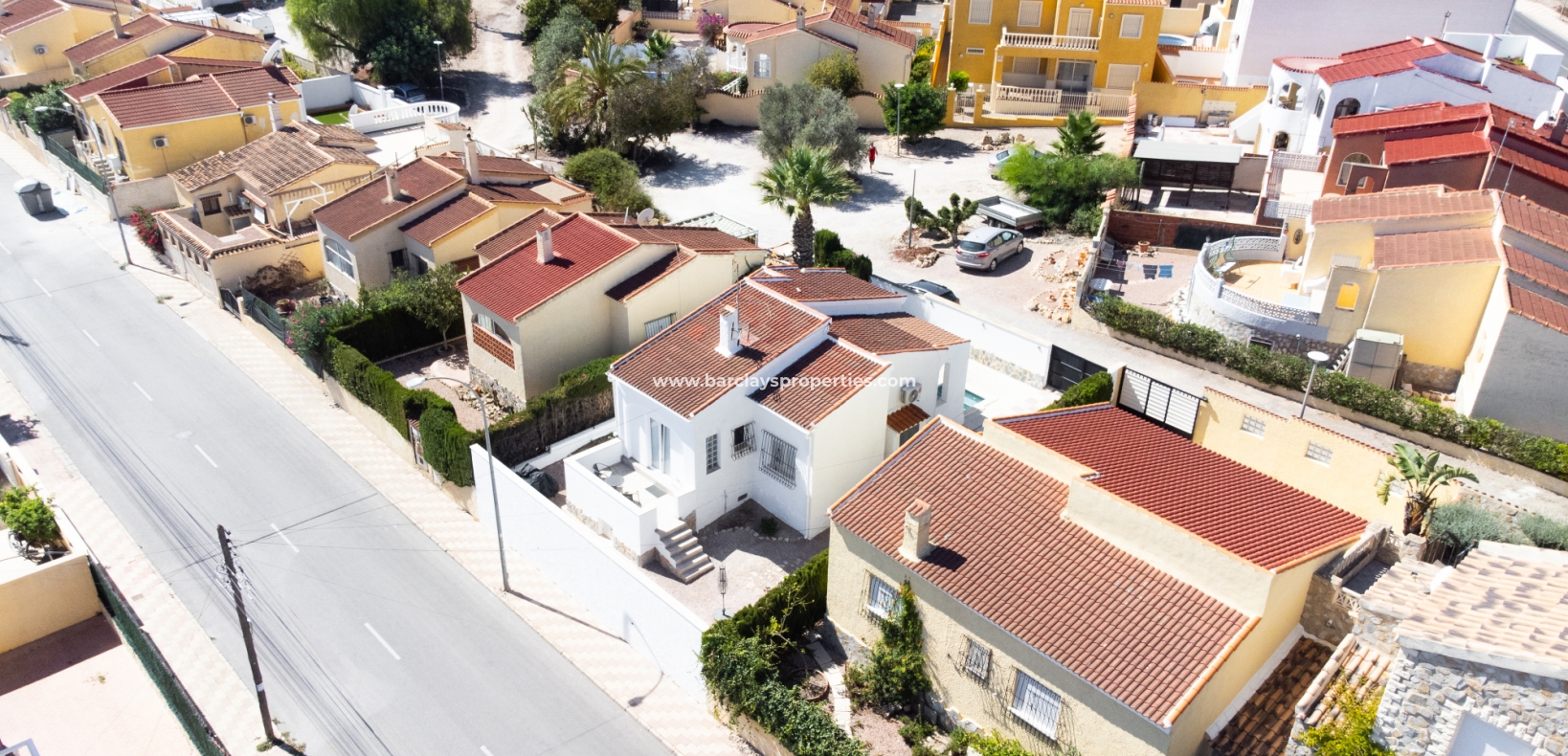 Resale - Detached - Urb. La Marina