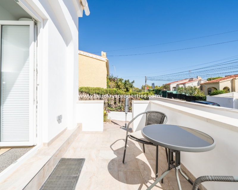 Resale - Detached - Urb. La Marina