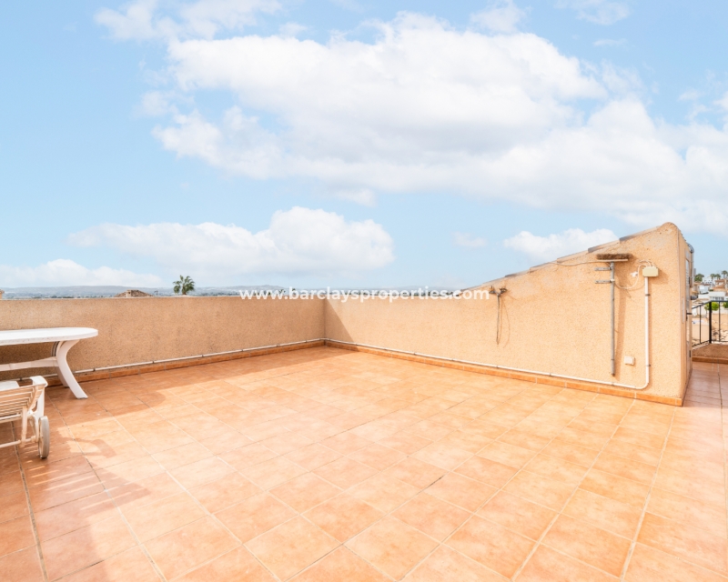 Resale - Detached - Urb. La Marina