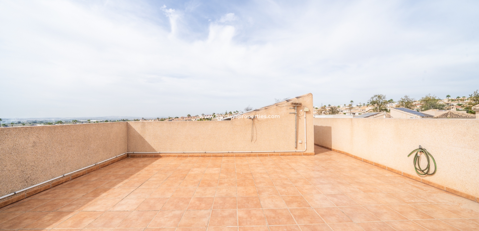 Resale - Detached - Urb. La Marina