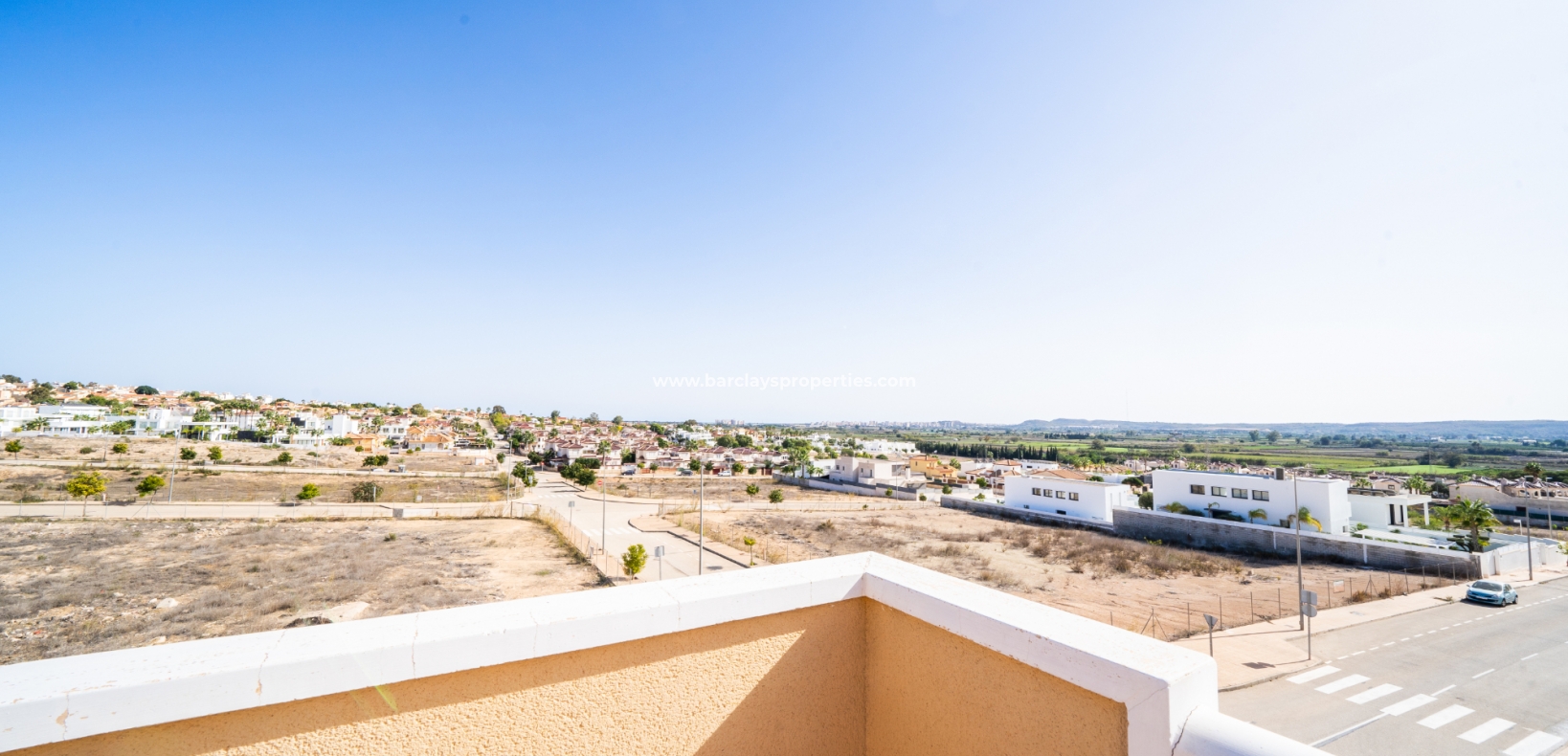 Resale - Detached - Urb. La Marina