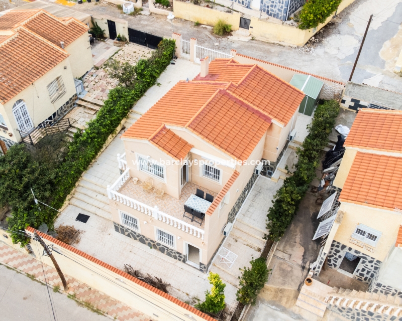 Resale - Detached - Urb. La Marina