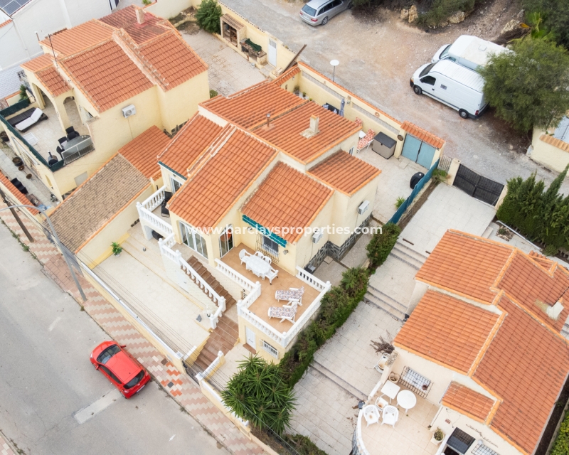 Resale - Detached - Urb. La Marina