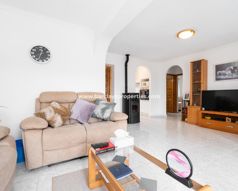 Resale - Detached - Urb. La Marina