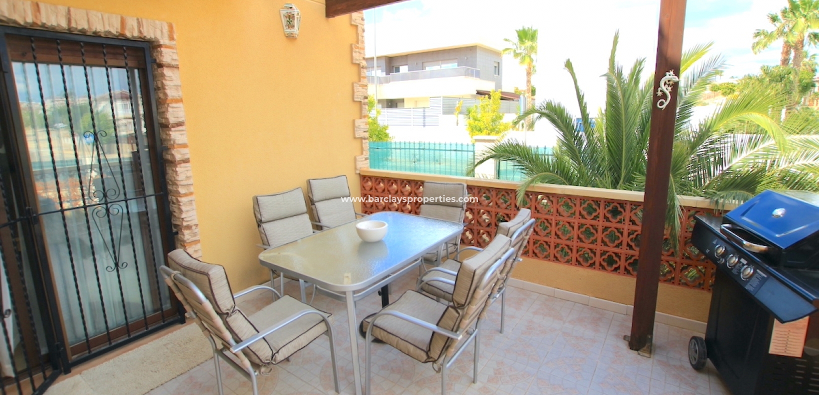 Resale - Detached - Urb. La Marina