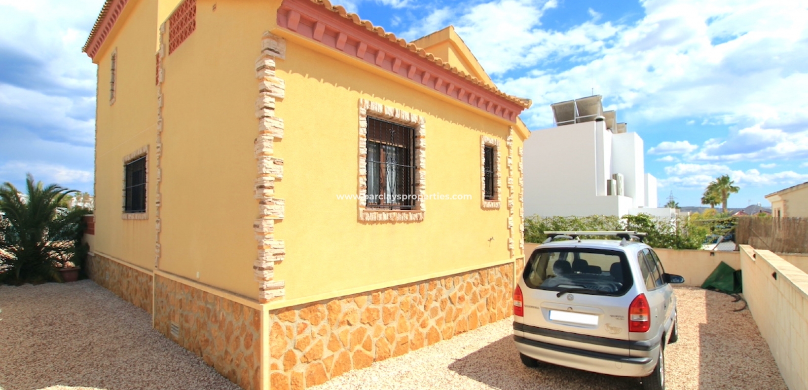 Resale - Detached - Urb. La Marina