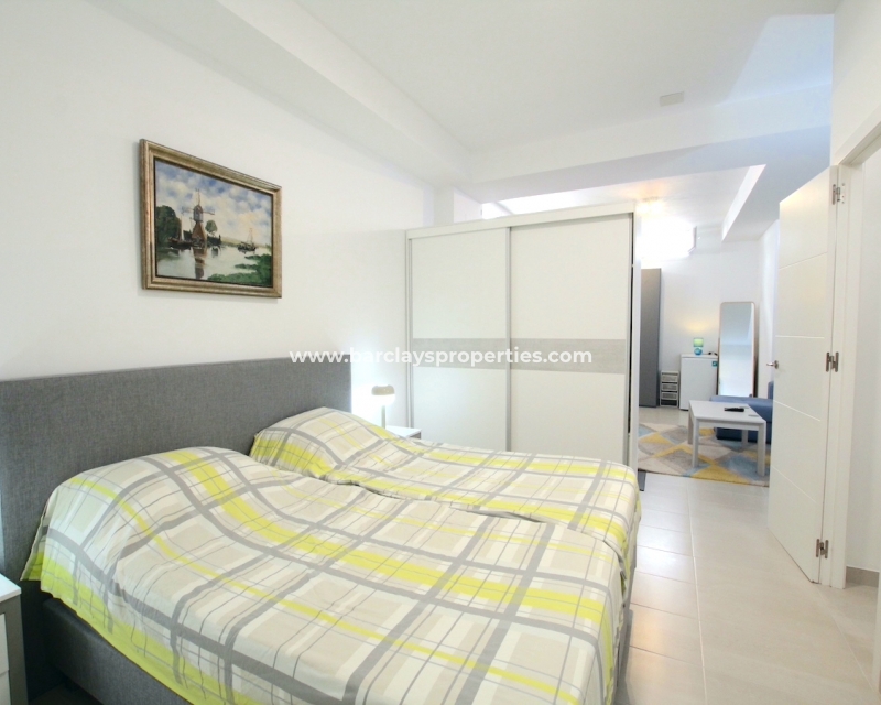 Resale - Detached - Urb. La Marina