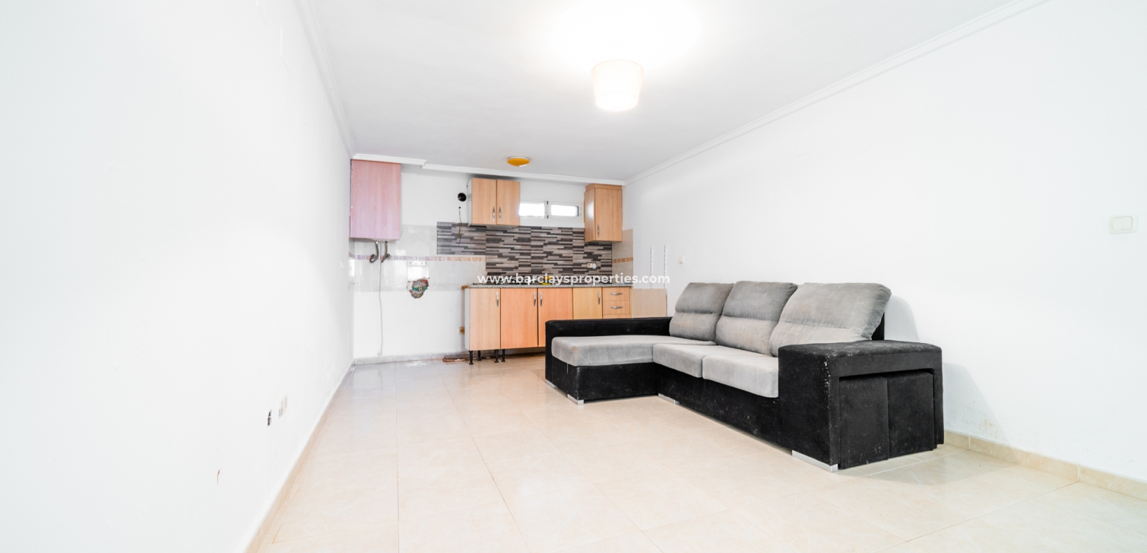 Resale - Detached - Urb. La Marina