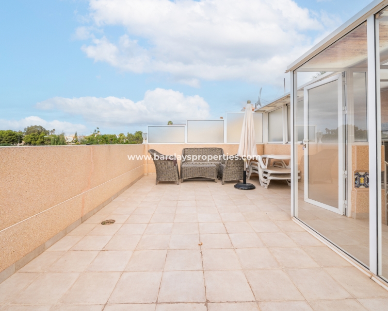 Resale - Detached - Urb. La Marina