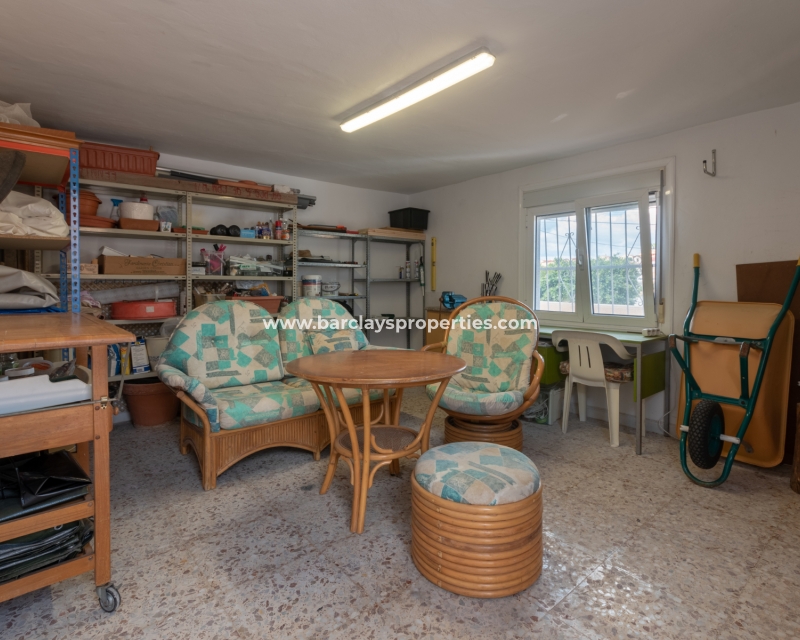 Resale - Detached - Urb. La Marina