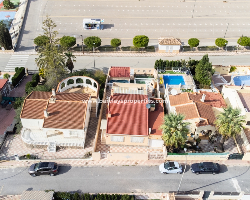 Resale - Detached - Urb. La Marina