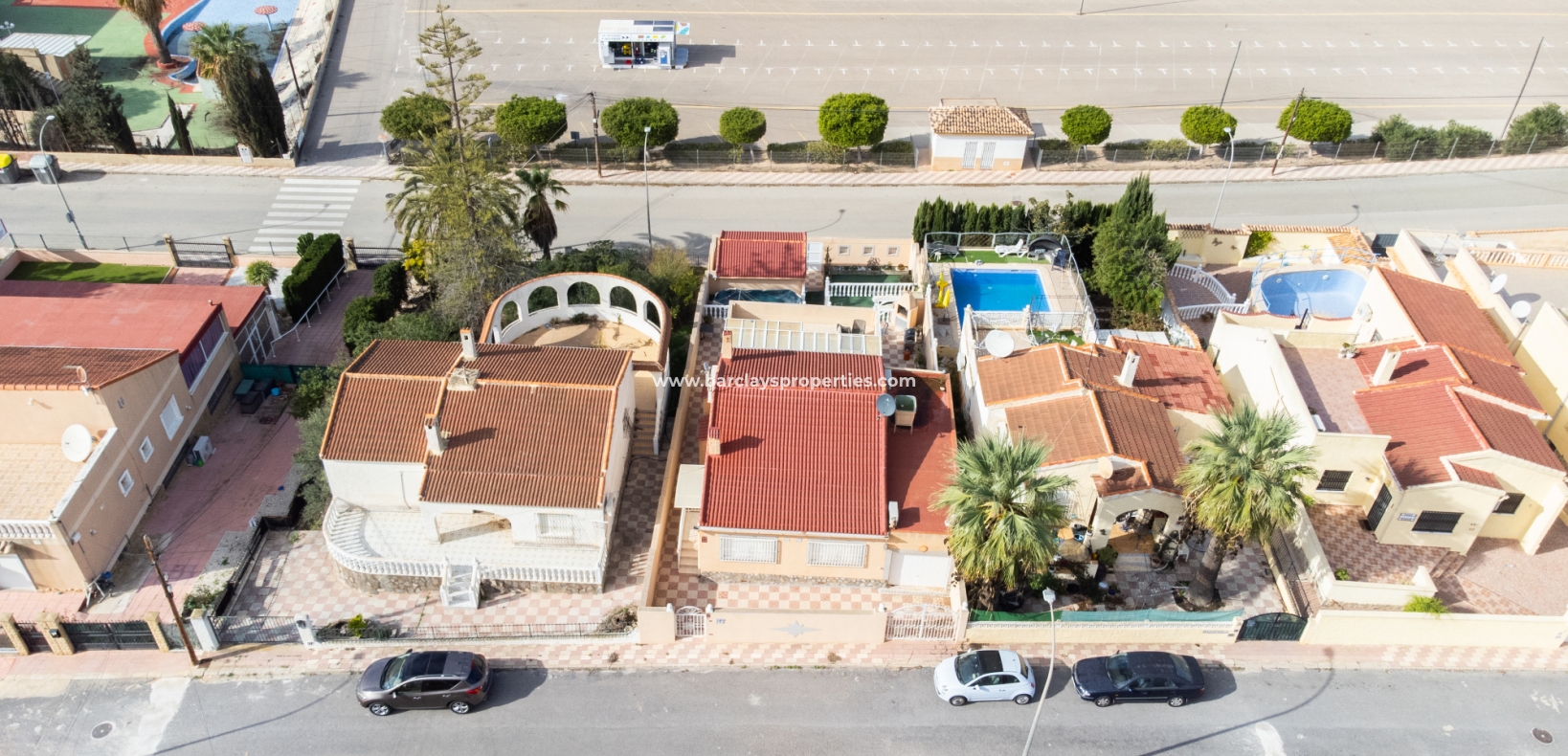 Resale - Detached - Urb. La Marina