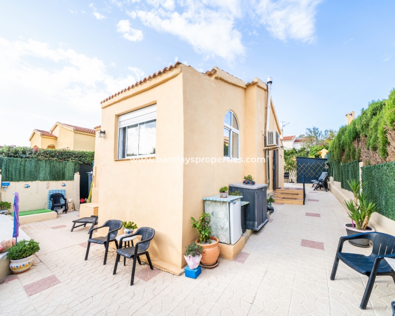 Resale - Detached - Urb. La Marina