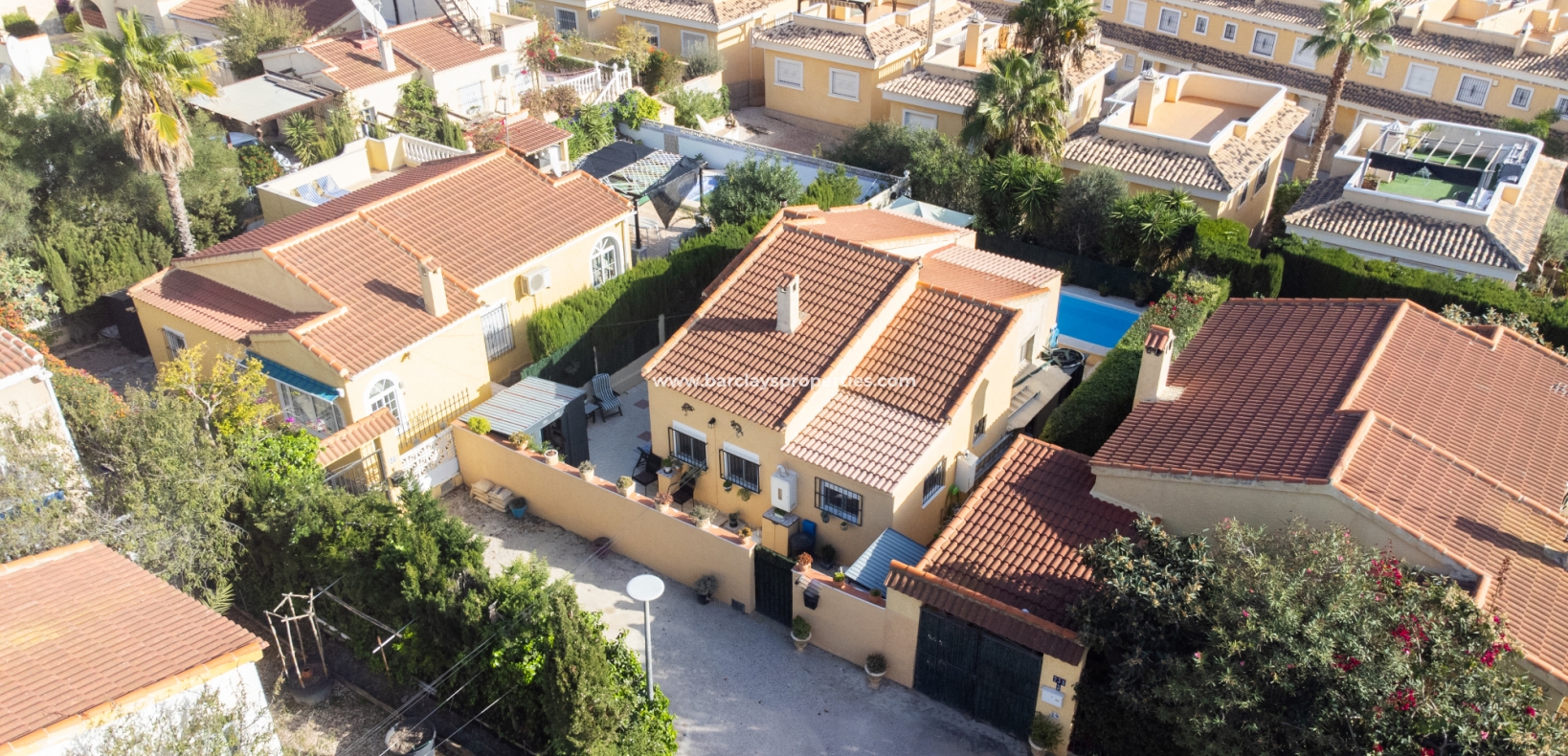 Resale - Detached - Urb. La Marina