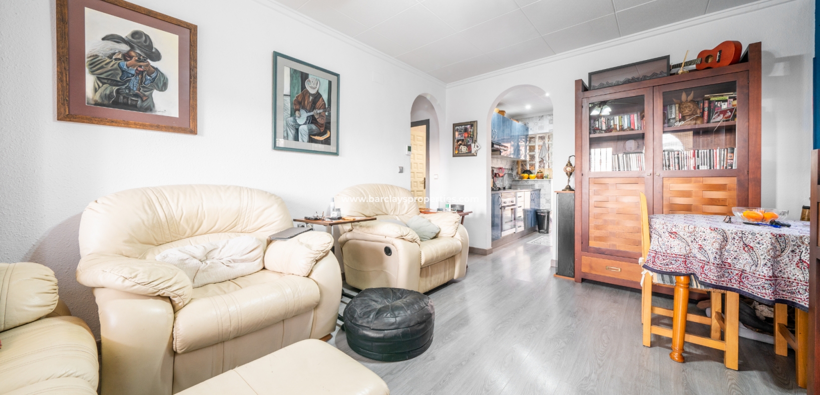 Resale - Detached - Urb. La Marina