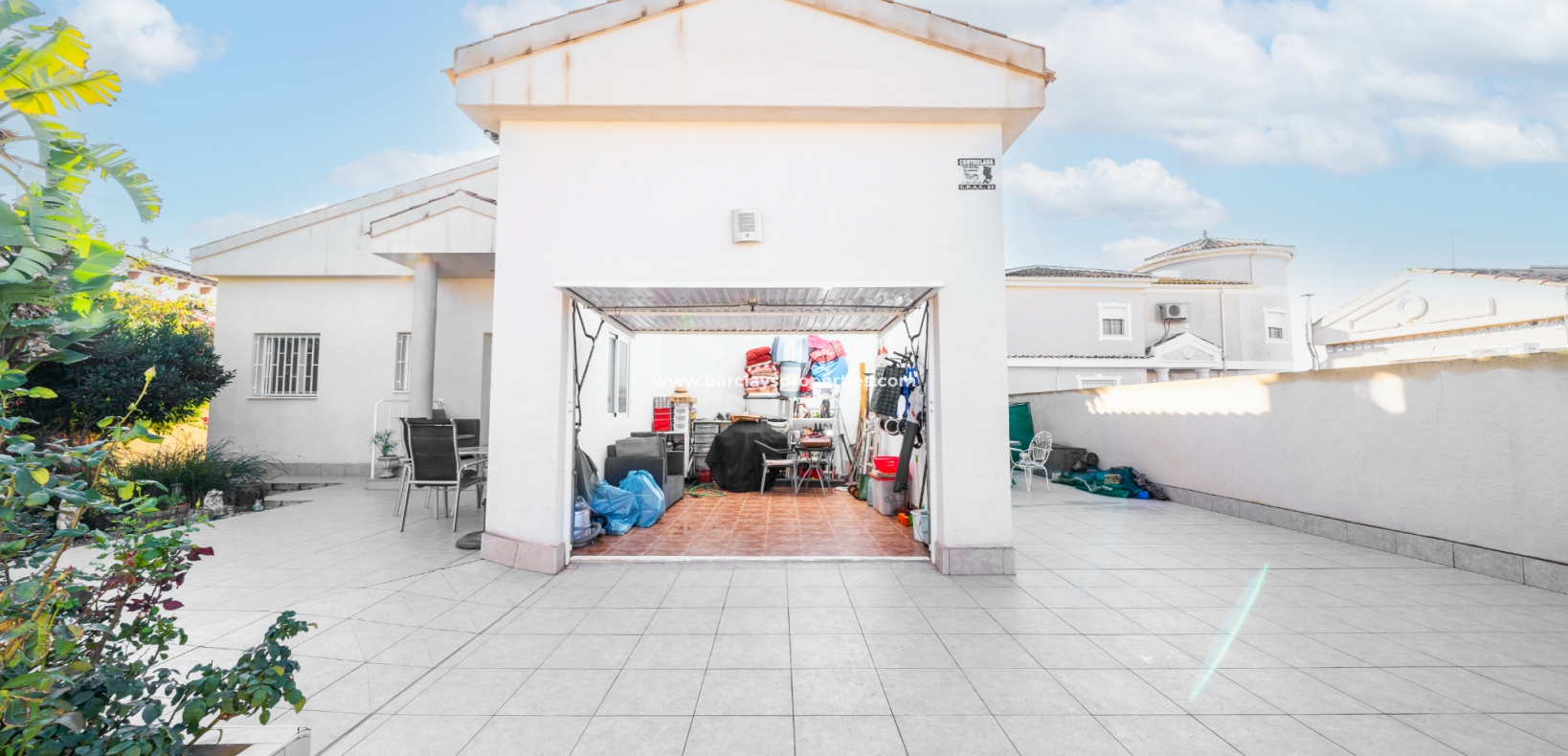 Resale - Detached - Urb. La Marina