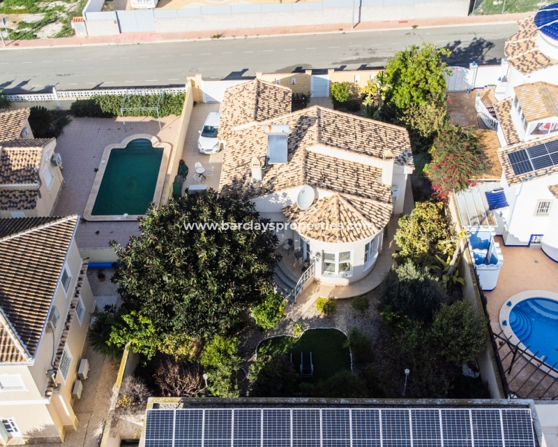 Resale - Detached - Urb. La Marina