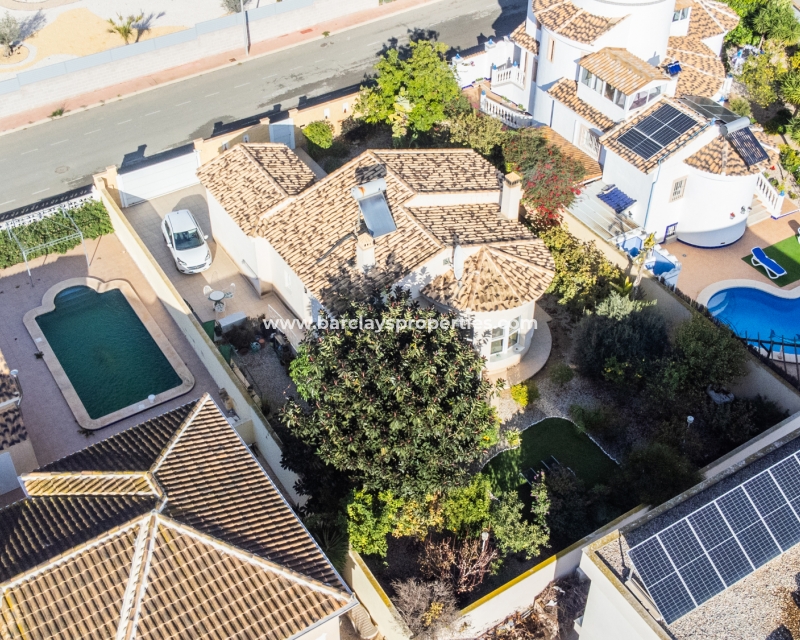 Resale - Detached - Urb. La Marina