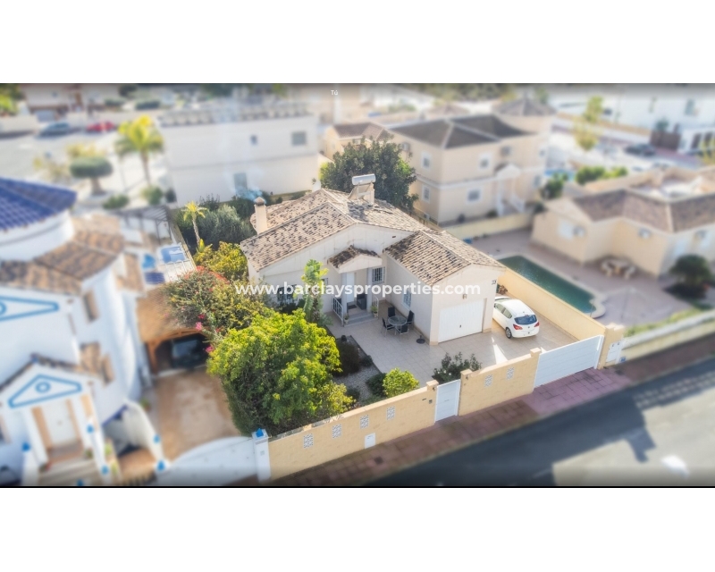 Resale - Detached - Urb. La Marina