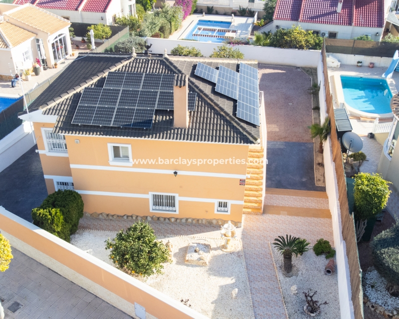 Resale - Detached - Urb. La Marina