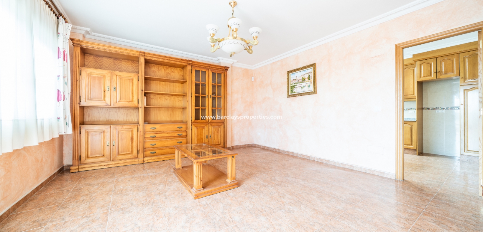 Resale - Detached - Urb. La Marina