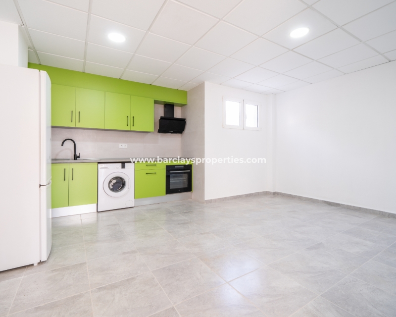 Resale - Detached - Urb. La Marina