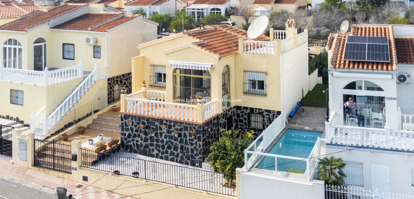 Resale - Detached - Urb. La Marina