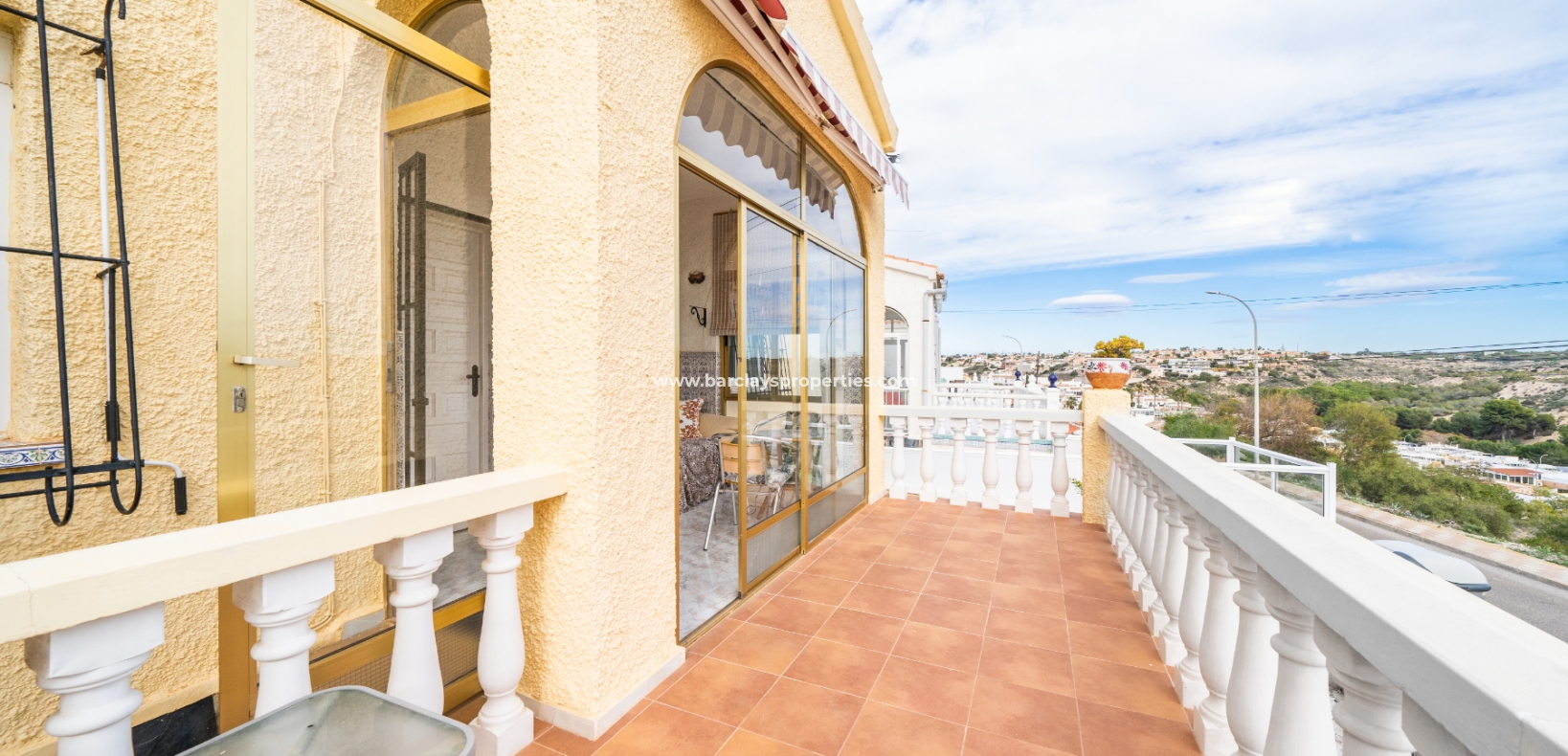 Resale - Detached - Urb. La Marina