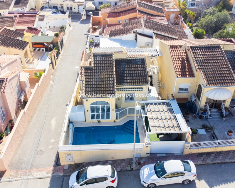 Resale - Detached - Urb. La Marina