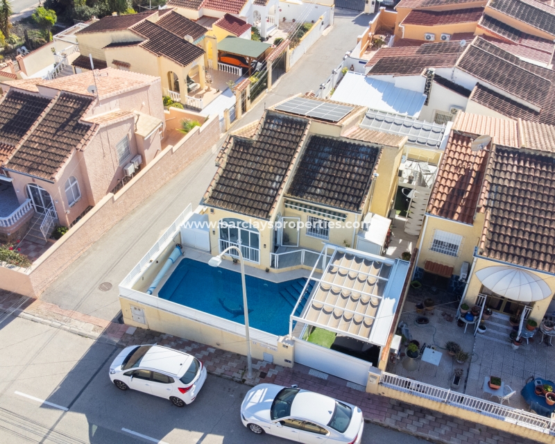 Resale - Detached - Urb. La Marina