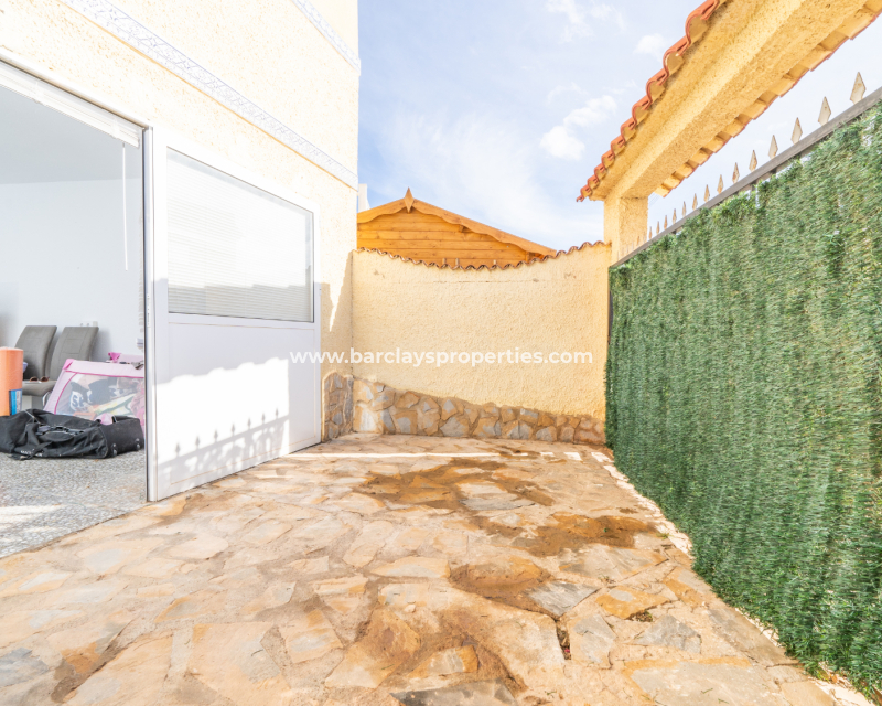 Resale - Detached - Urb. La Marina