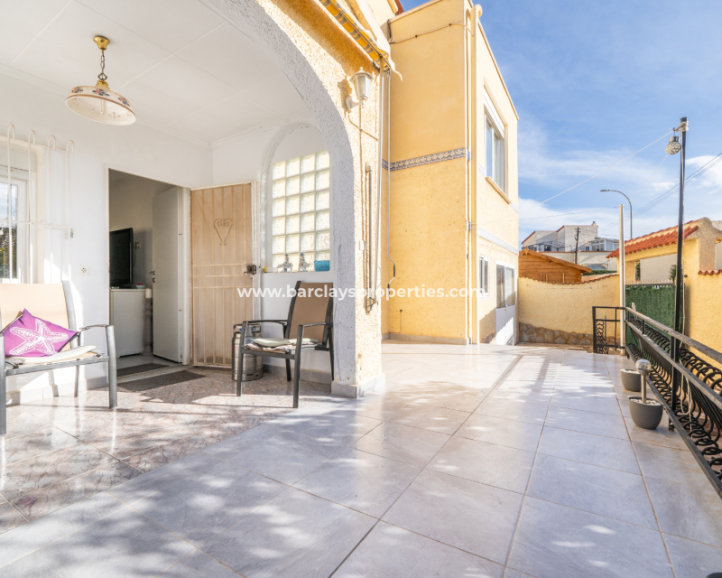 Resale - Detached - Urb. La Marina