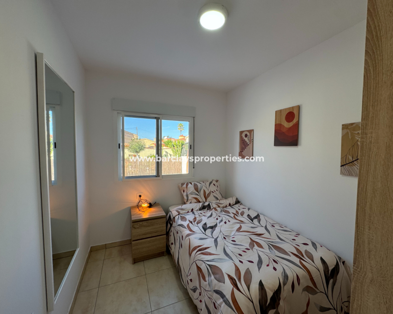 Resale - Detached - Urb. La Marina