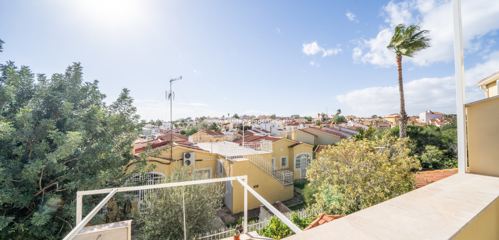 Resale - Detached - Urb. La Marina