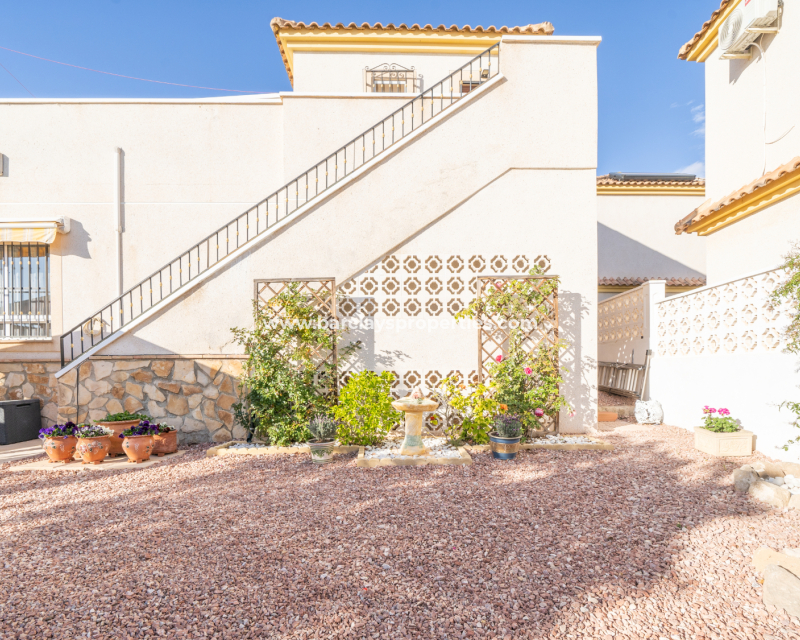 Resale - Detached - Urb. La Marina