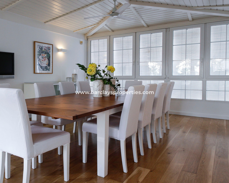 Resale - Detached - Urb. La Marina