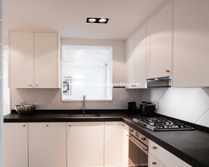 Resale - Detached - Urb. La Marina