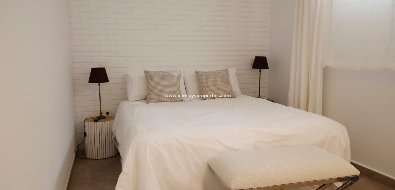 Resale - Detached - Urb. La Marina