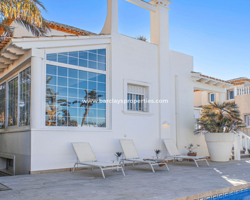 Resale - Detached - Urb. La Marina