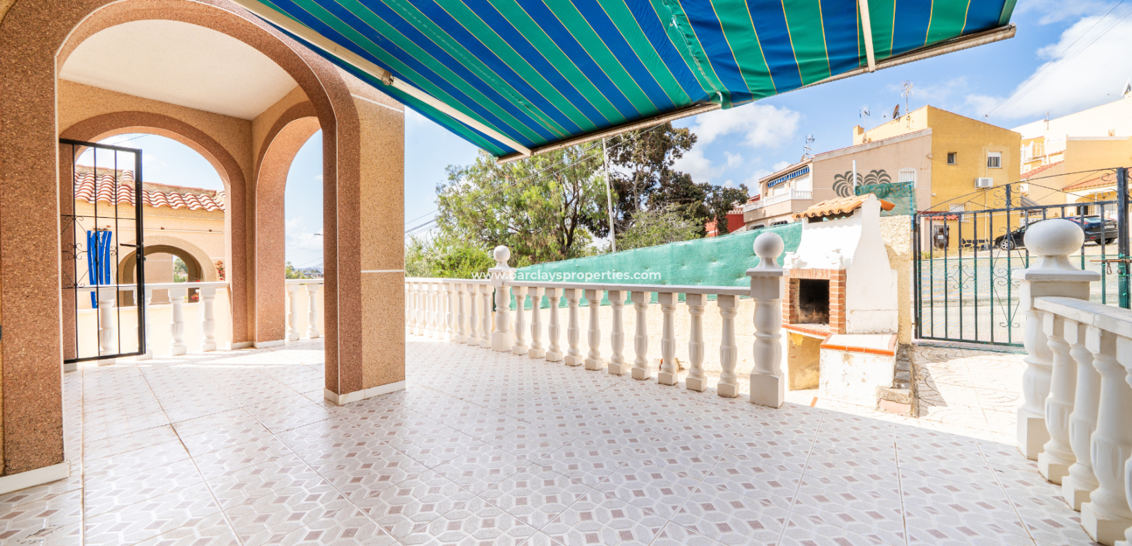 Resale - Detached - Urb. La Marina