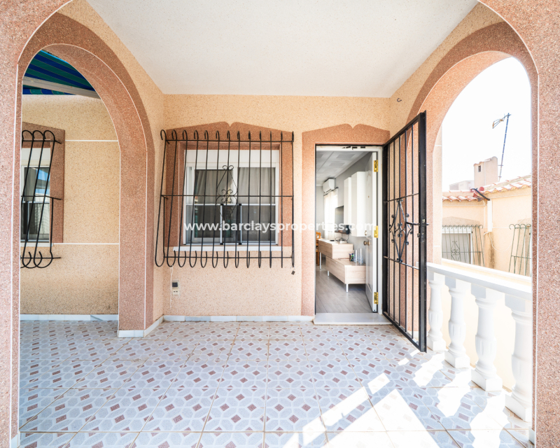 Resale - Detached - Urb. La Marina