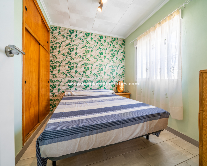 Resale - Detached - Urb. La Marina