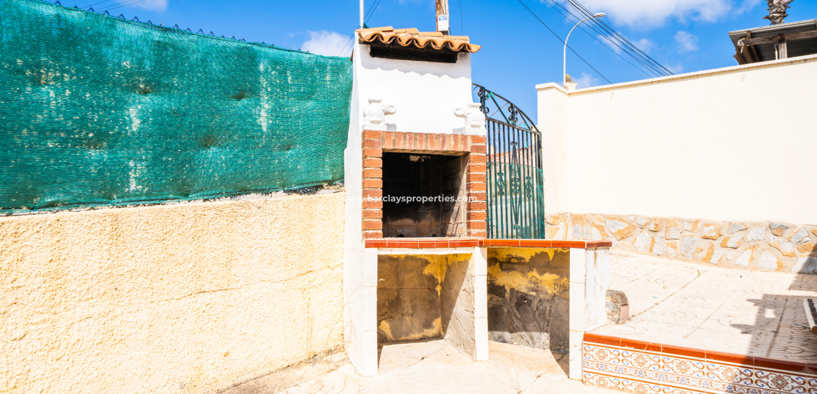 Resale - Detached - Urb. La Marina