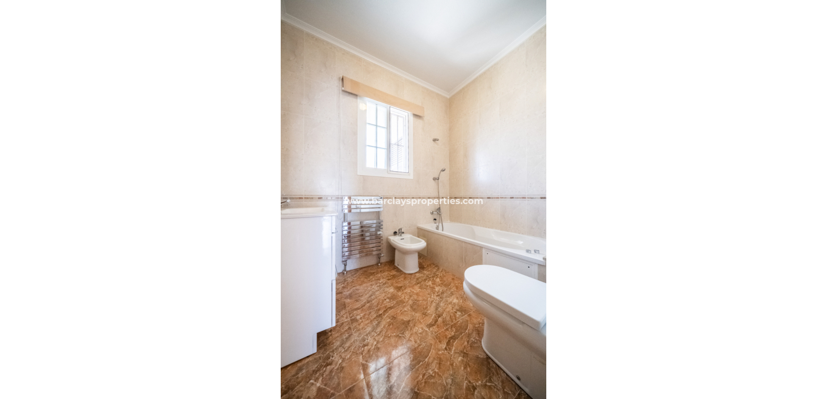 Resale - Detached - Urb. La Marina