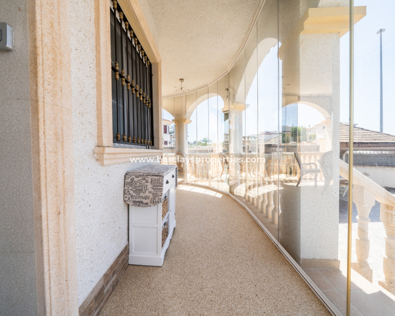 Resale - Detached - Urb. La Marina