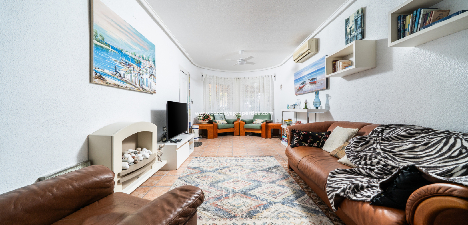 Resale - Detached - Urb. La Marina