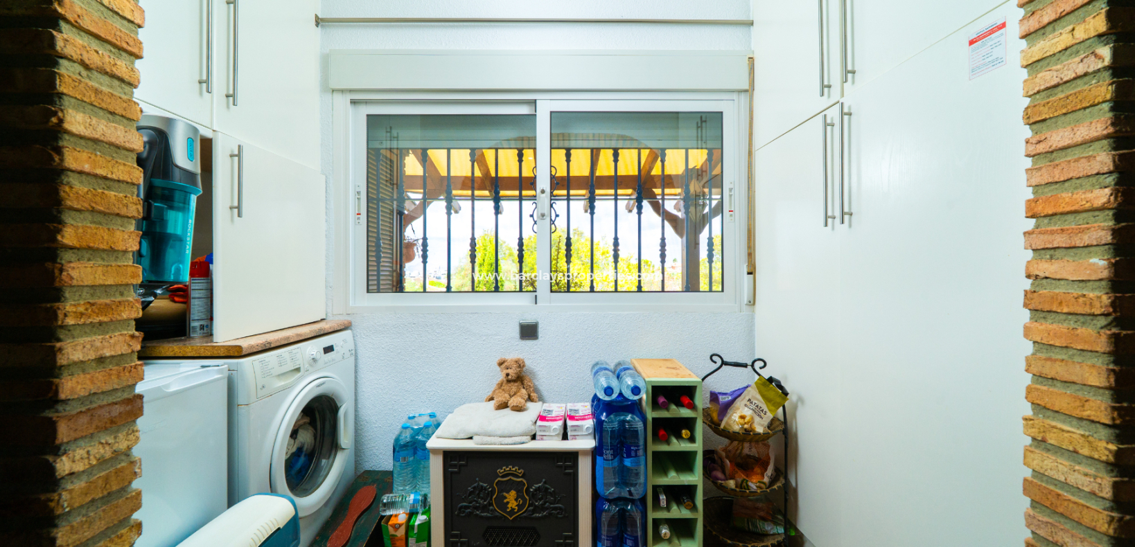 Resale - Detached - Urb. La Marina