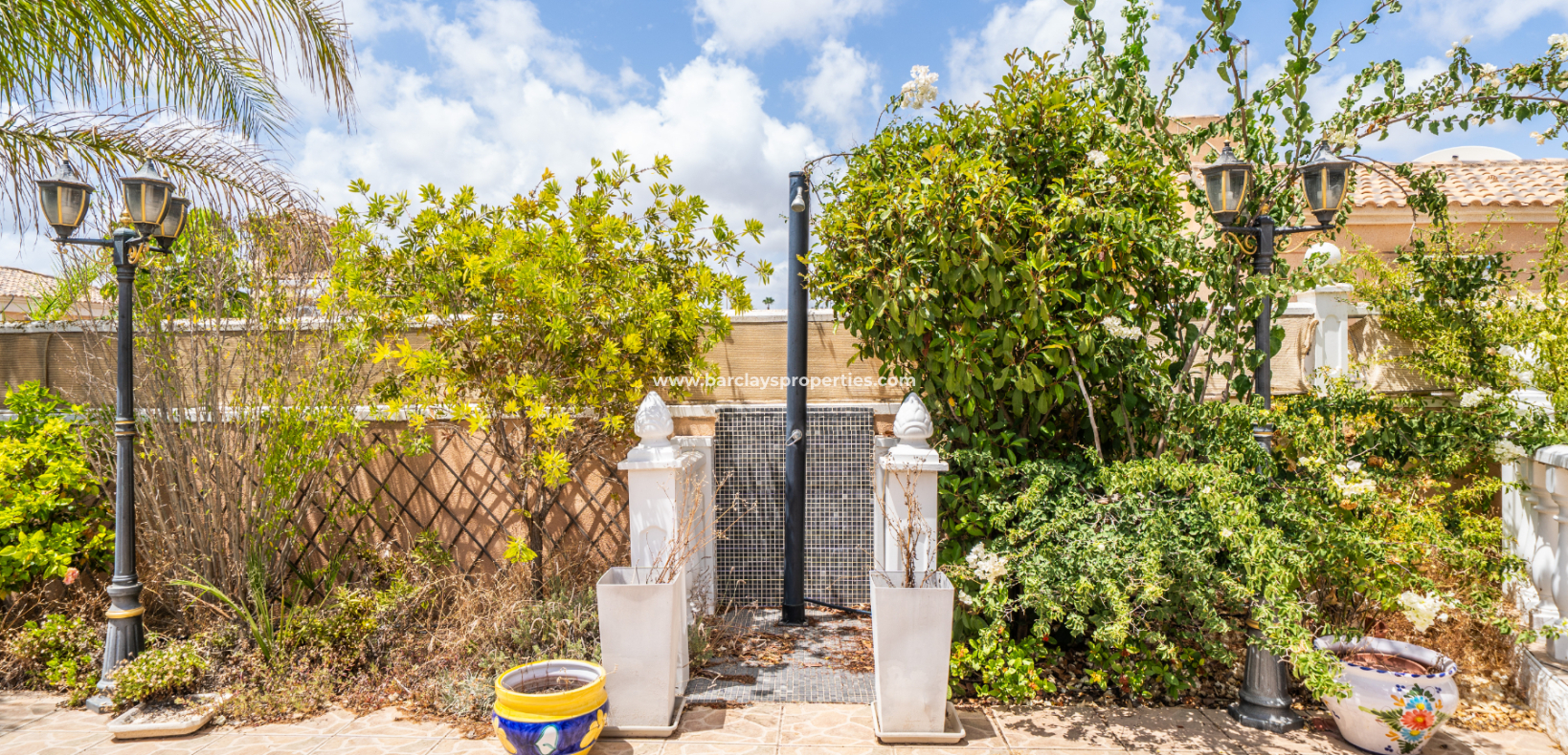 Resale - Detached - Urb. La Marina